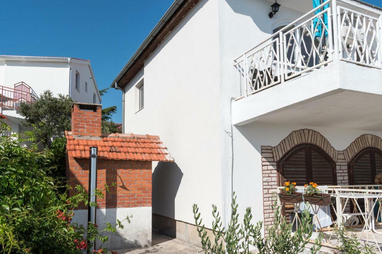 Apartment Rora Zaboric Luaran gambar
